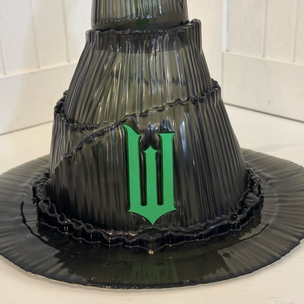 WICKED Elphaba Witch Hat Cup (Regal Exclusive) - NEW SEALED Wizard Of Oz - Picture 2 of 7